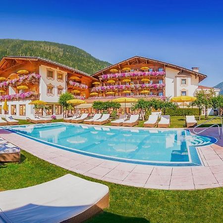 Alpenhotel Tirolerhof Neustift im Stubaital Exteriör bild