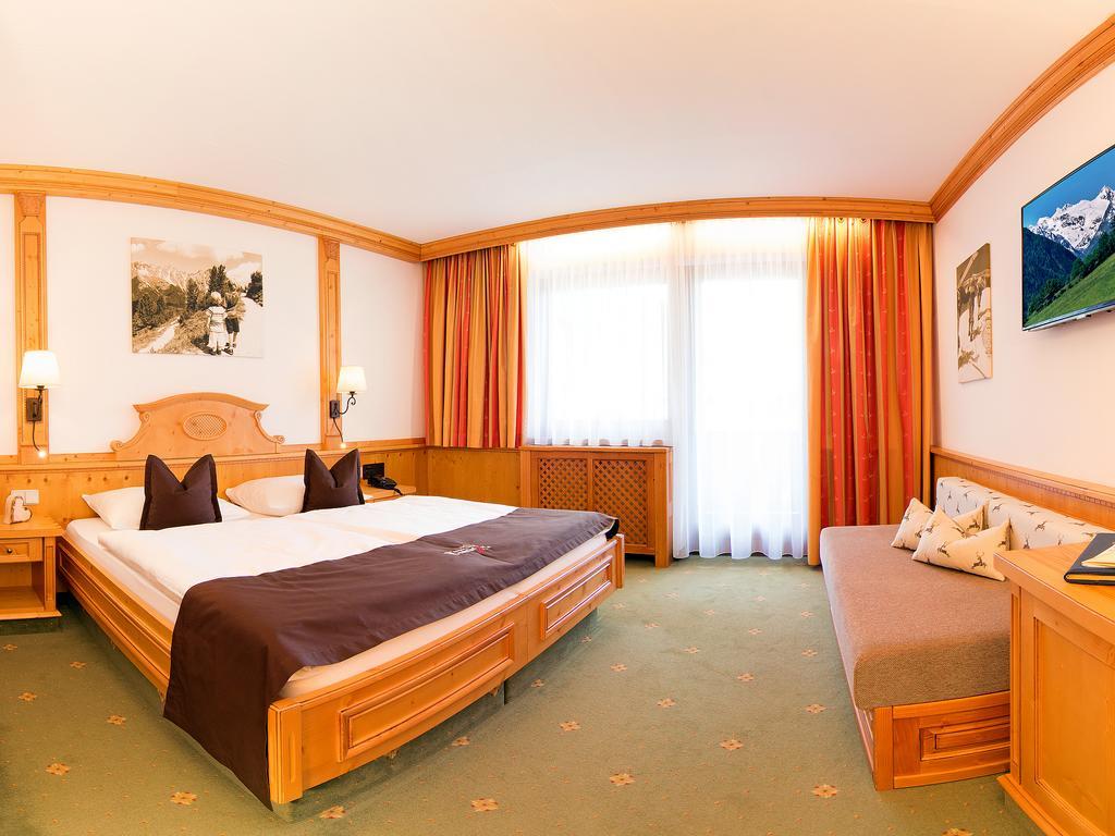 Alpenhotel Tirolerhof Neustift im Stubaital Rum bild