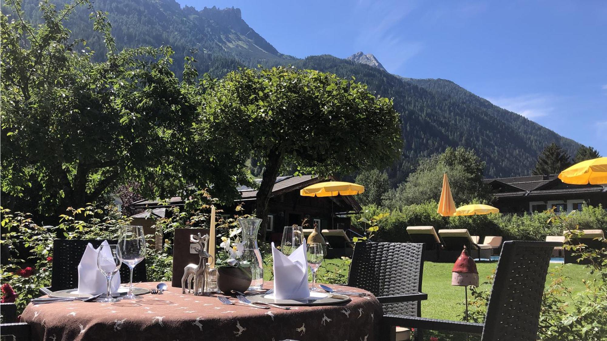 Alpenhotel Tirolerhof Neustift im Stubaital Exteriör bild