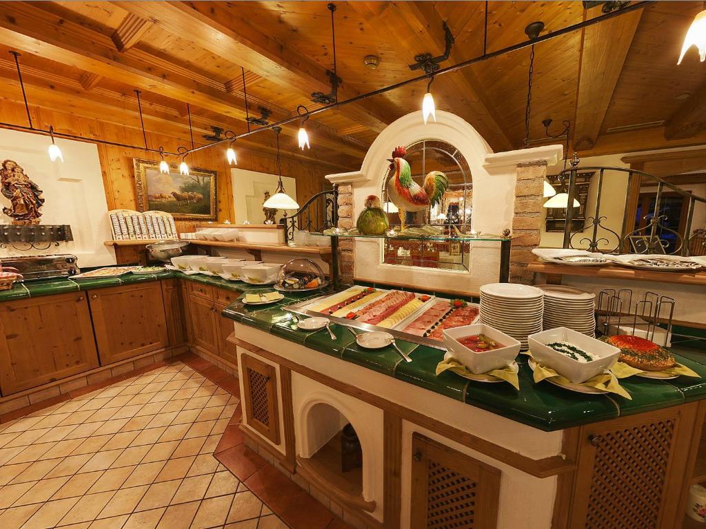 Alpenhotel Tirolerhof Neustift im Stubaital Exteriör bild