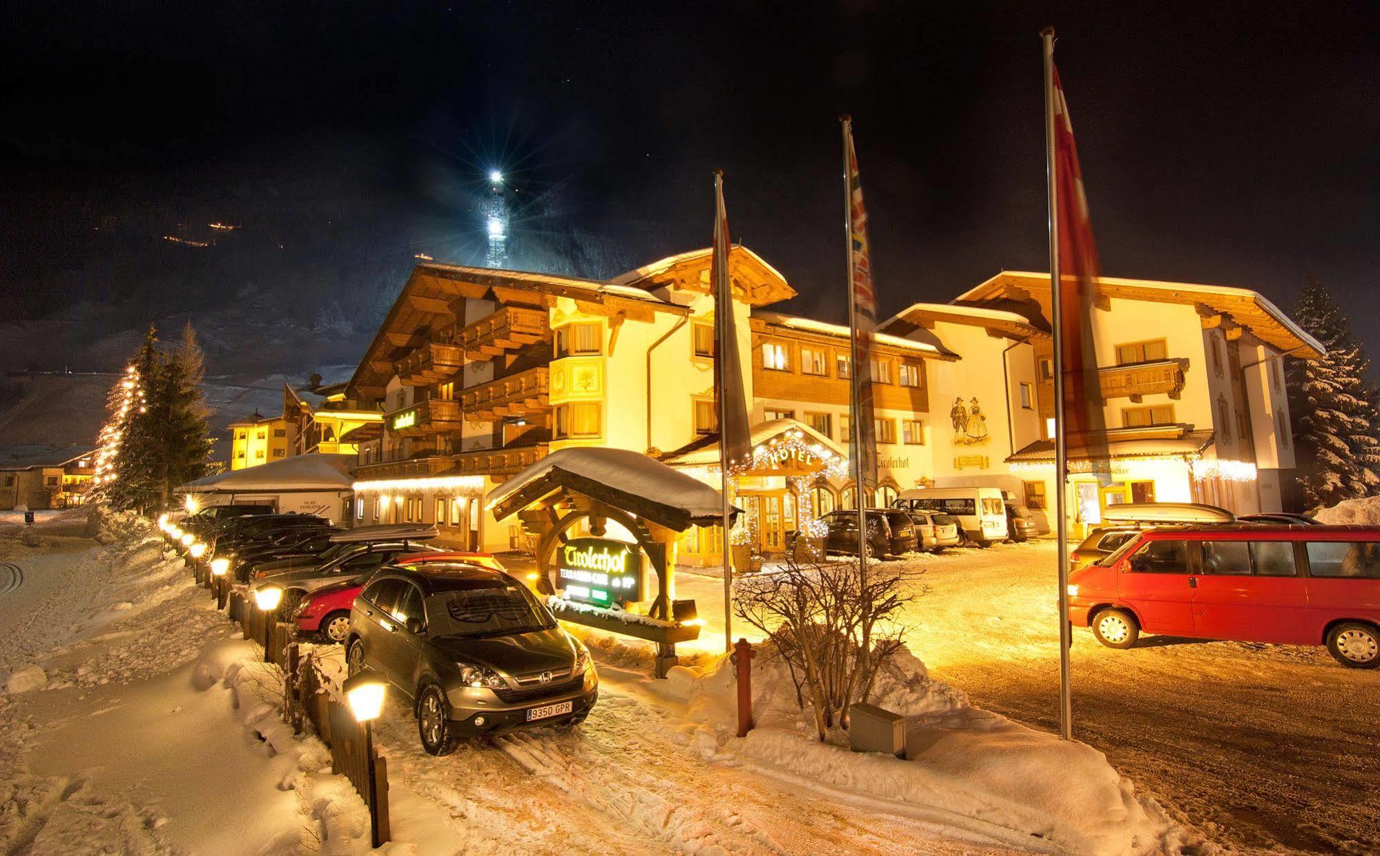 Alpenhotel Tirolerhof Neustift im Stubaital Exteriör bild
