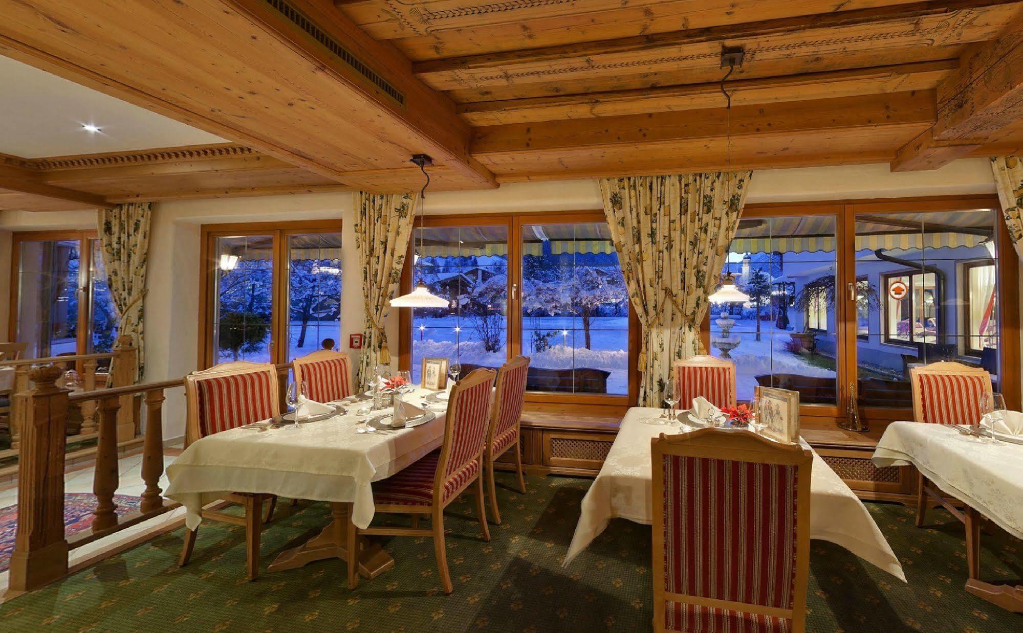 Alpenhotel Tirolerhof Neustift im Stubaital Exteriör bild